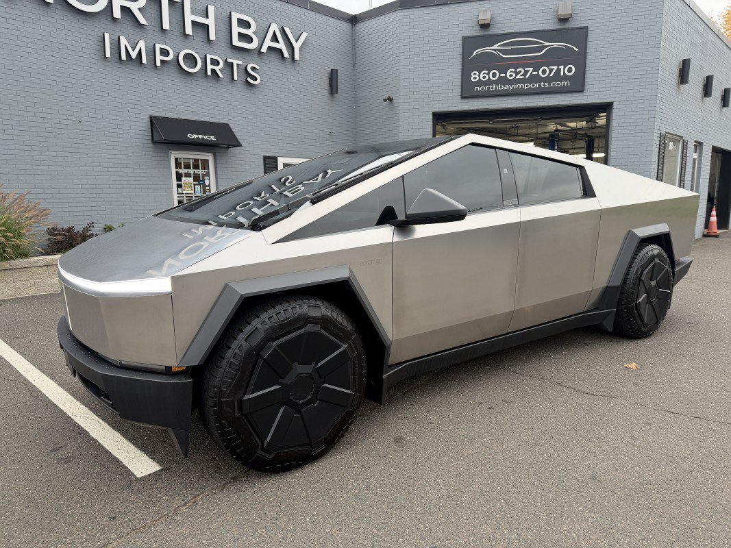2024 Tesla Cybertruck Base