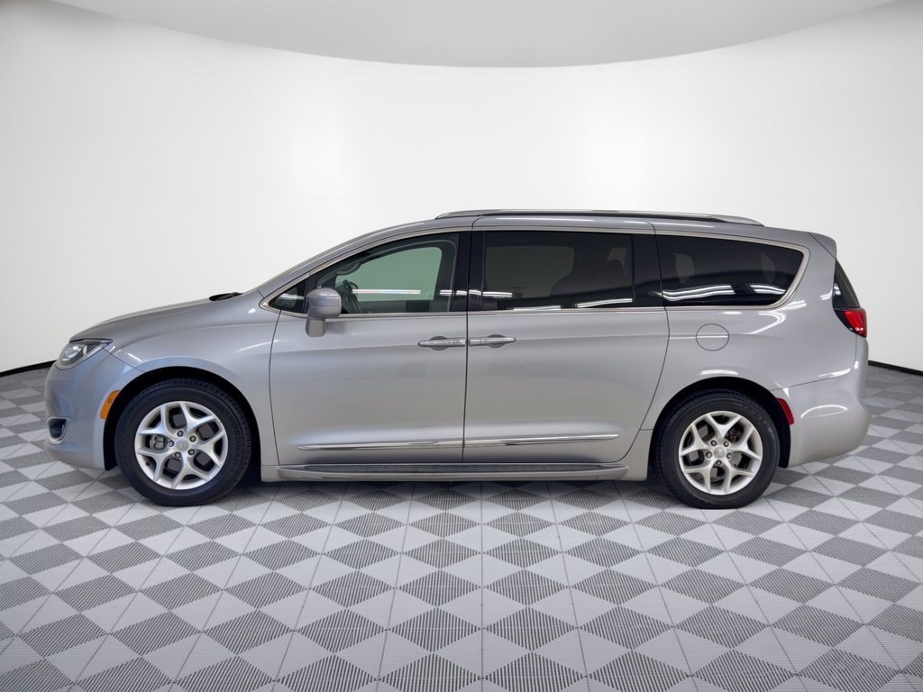 Used 2017 Chrysler Pacifica Touring-L Plus Van