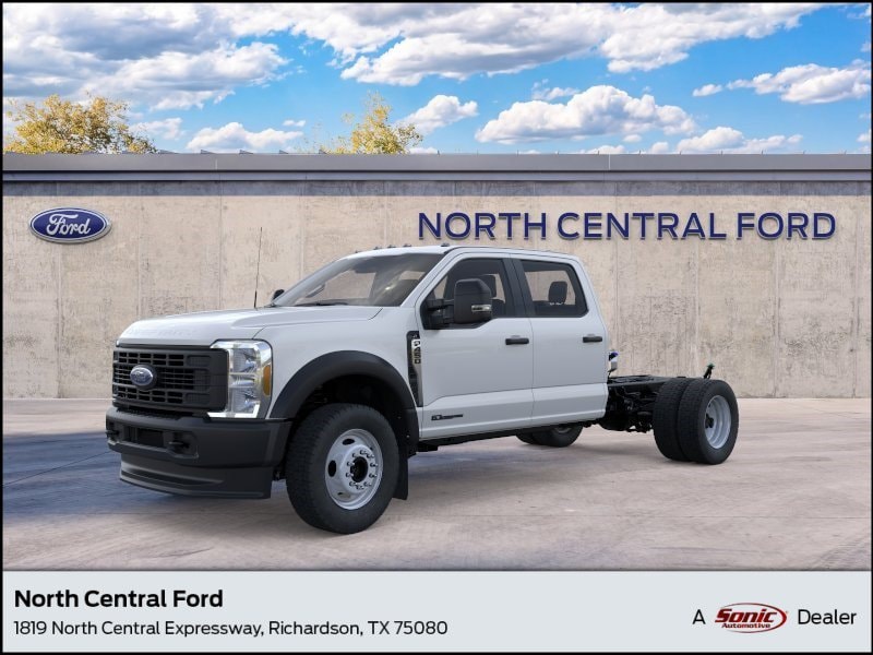2026 Ford F-450 Chassis LARIAT Truck Crew Cab