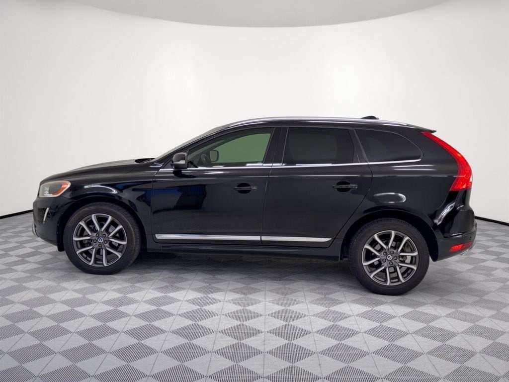 Used 2017 Volvo XC60 Dynamic SUV