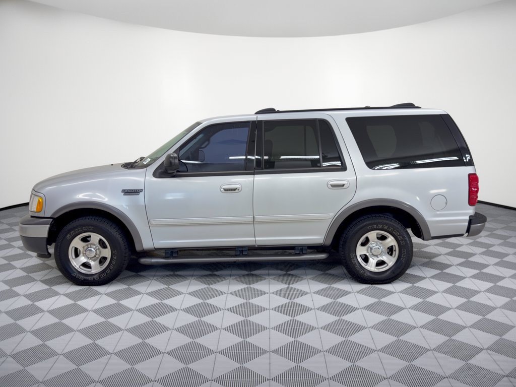 Used 1999 Ford Expedition XLT with VIN 1FMRU17L1XLC00780 for sale in Richardson, TX
