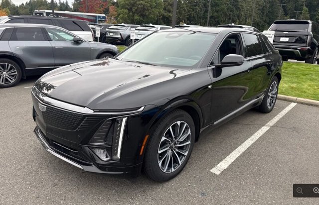 2024 Cadillac LYRIQ Sport 1
