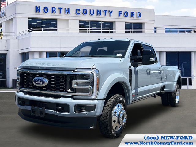  Ford F-450SD