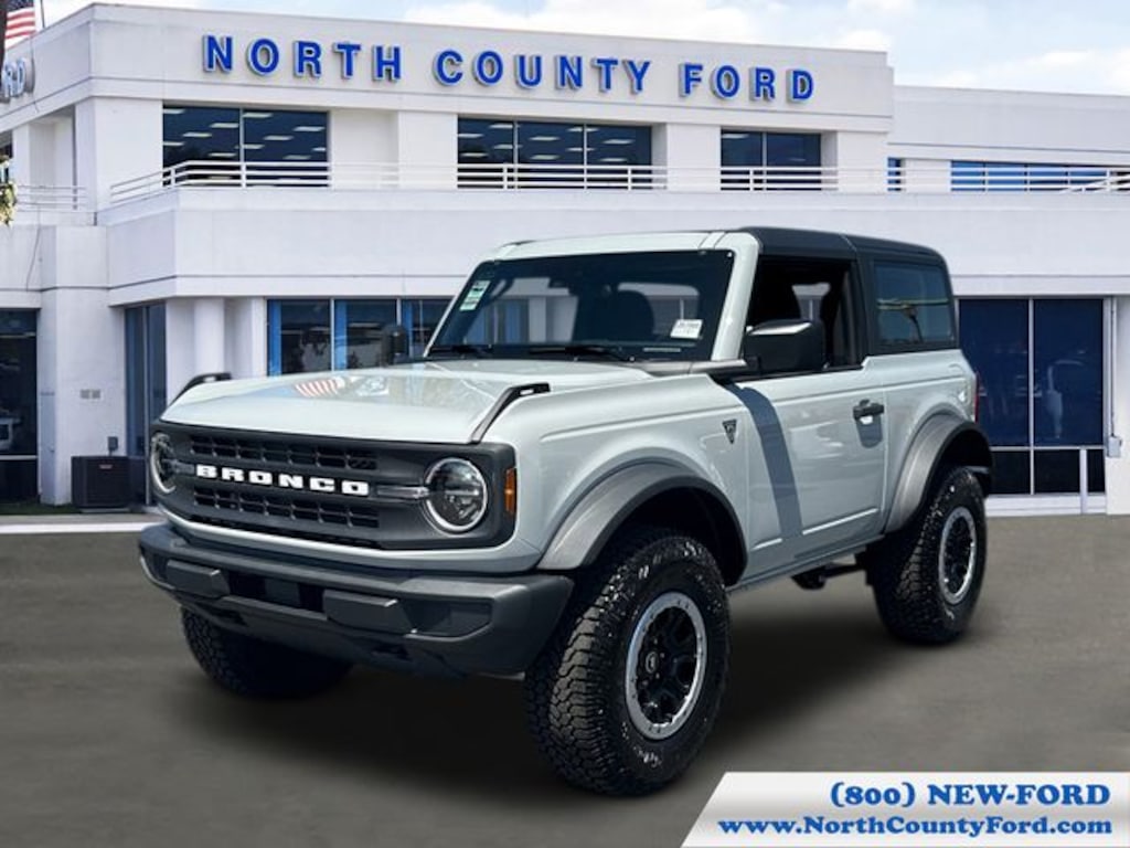 New 2026 Ford Bronco Base SUV
