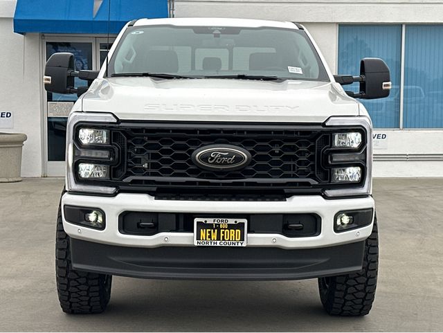 New 2025 Ford F-350SD Lariat Truck