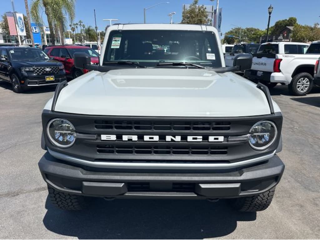 New 2026 Ford Bronco Base SUV