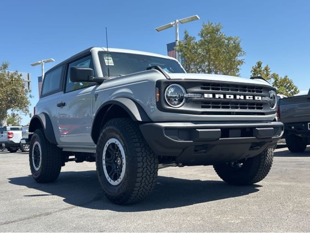 New 2026 Ford Bronco Base SUV