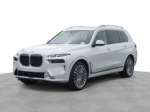2023 BMW X7