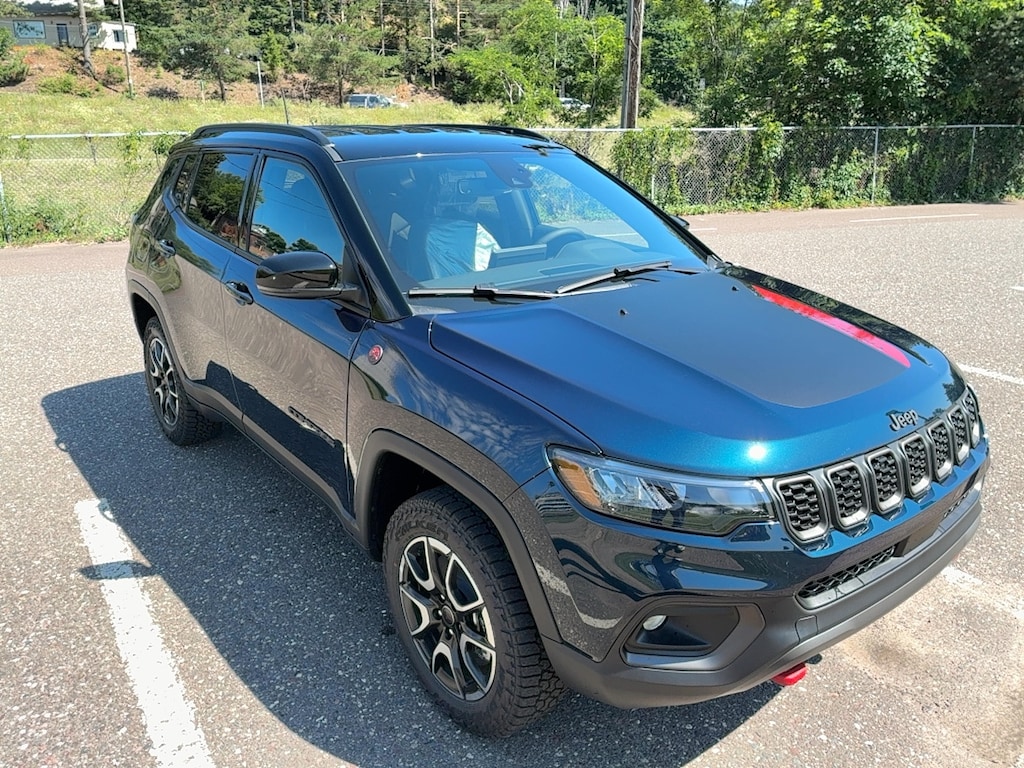 New 2026 Jeep Compass Trailhawk 4X4