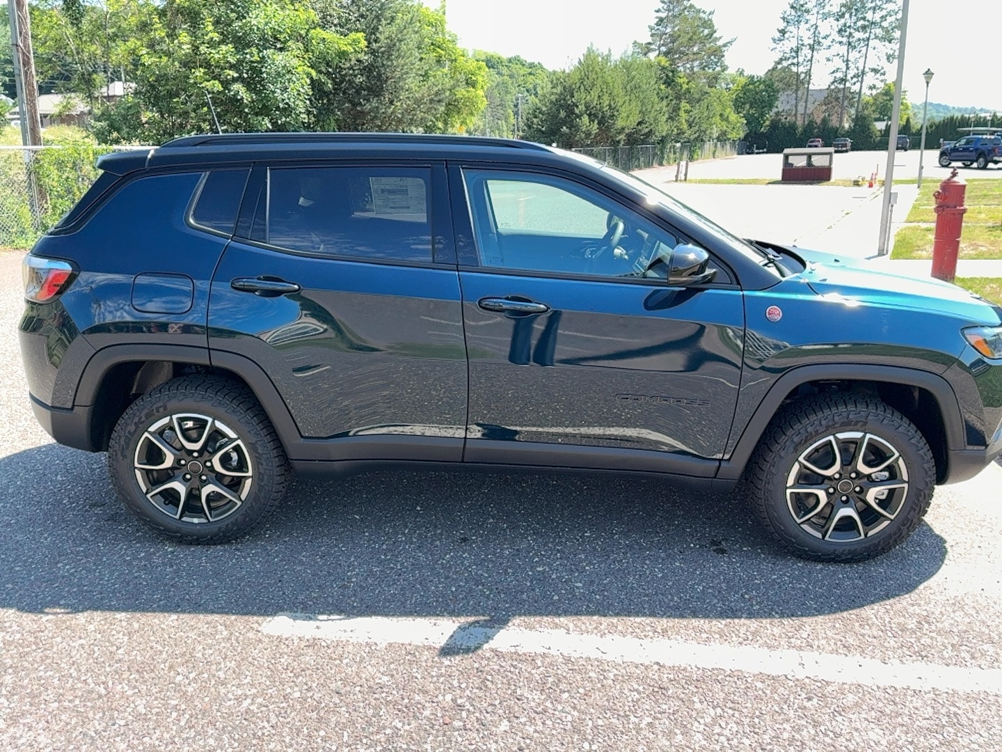2026 Jeep Compass Trailhawk - Photo 7