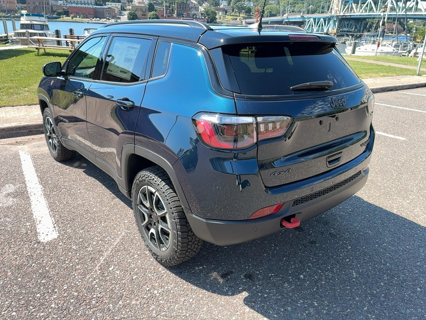 2026 Jeep Compass Trailhawk - Photo 8