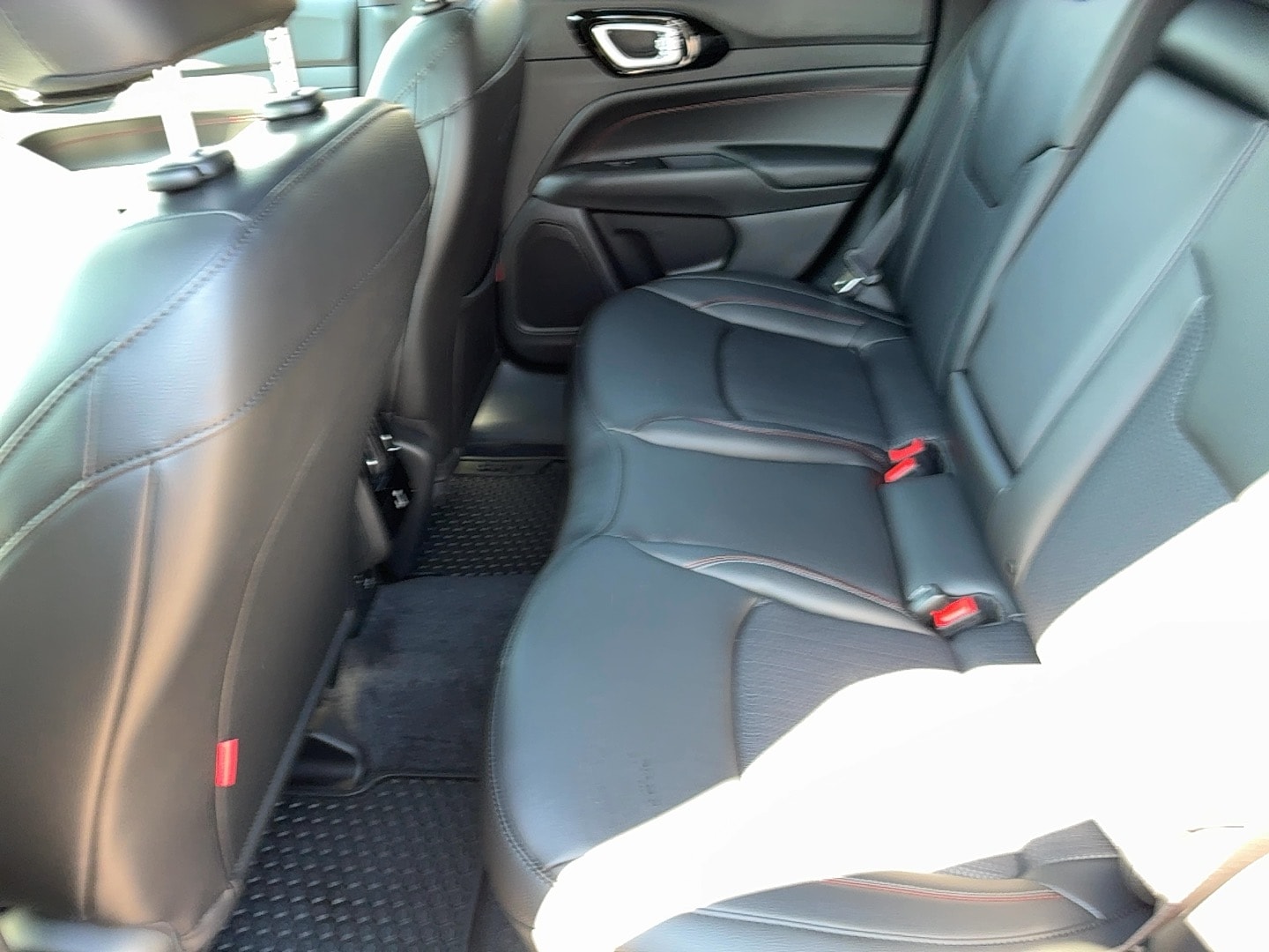 2026 Jeep Compass Trailhawk - Photo 10