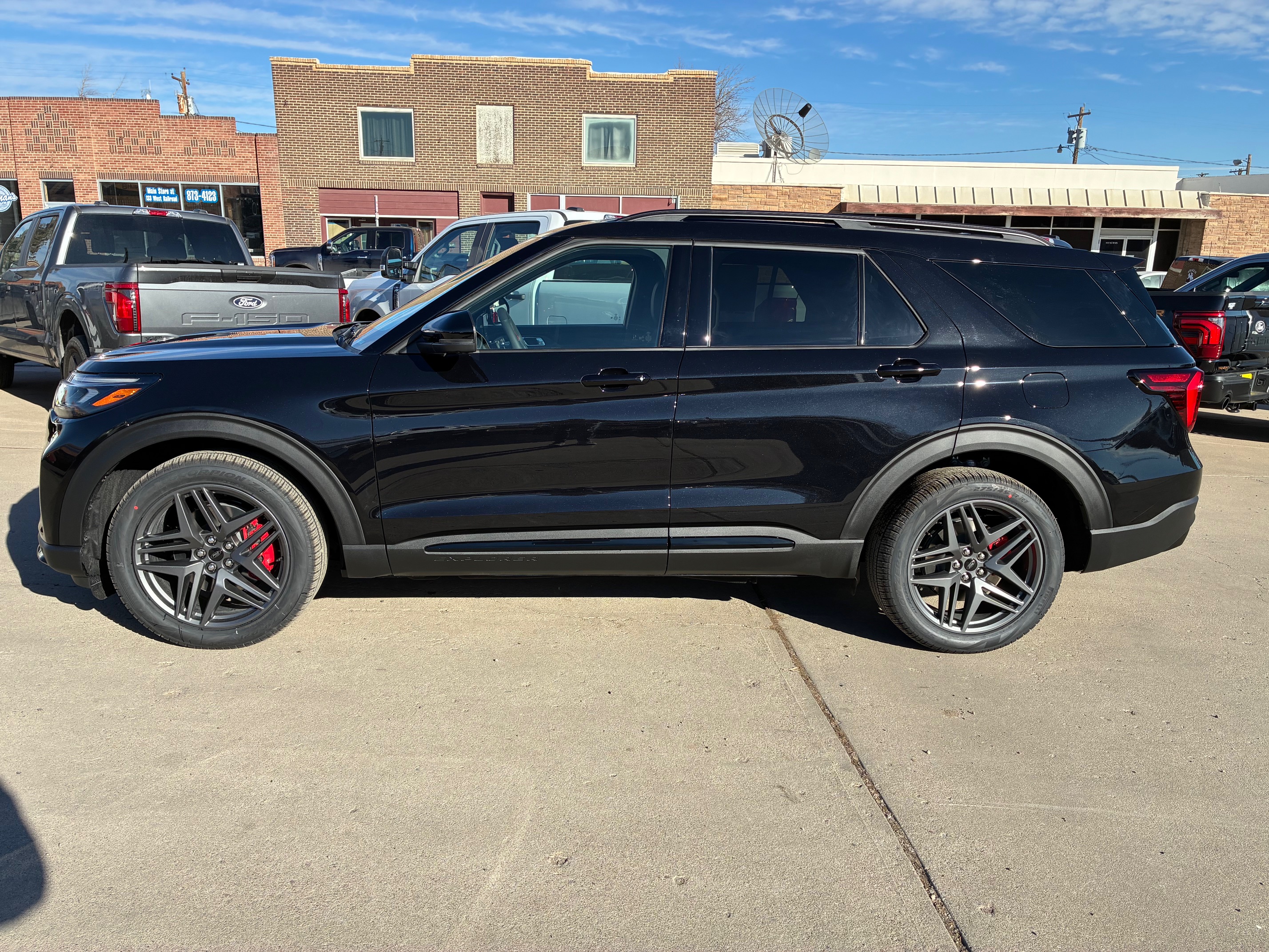 2026 Ford Explorer ST SUV