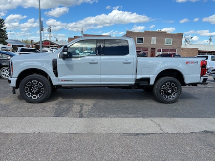 2026 Ford Super Duty F-350&reg; Platinum&reg; TRUCK