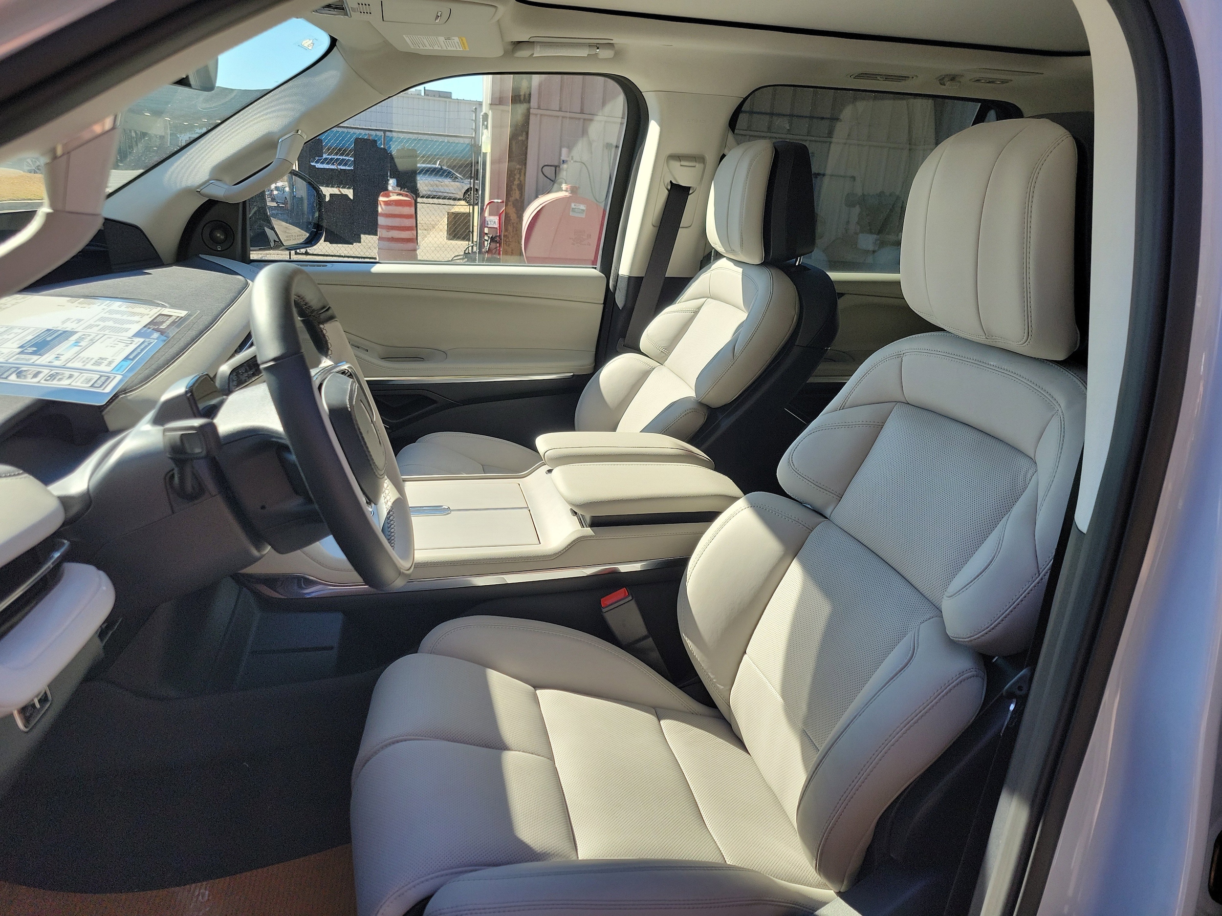 2026 Lincoln Navigator Reserve - Photo 23