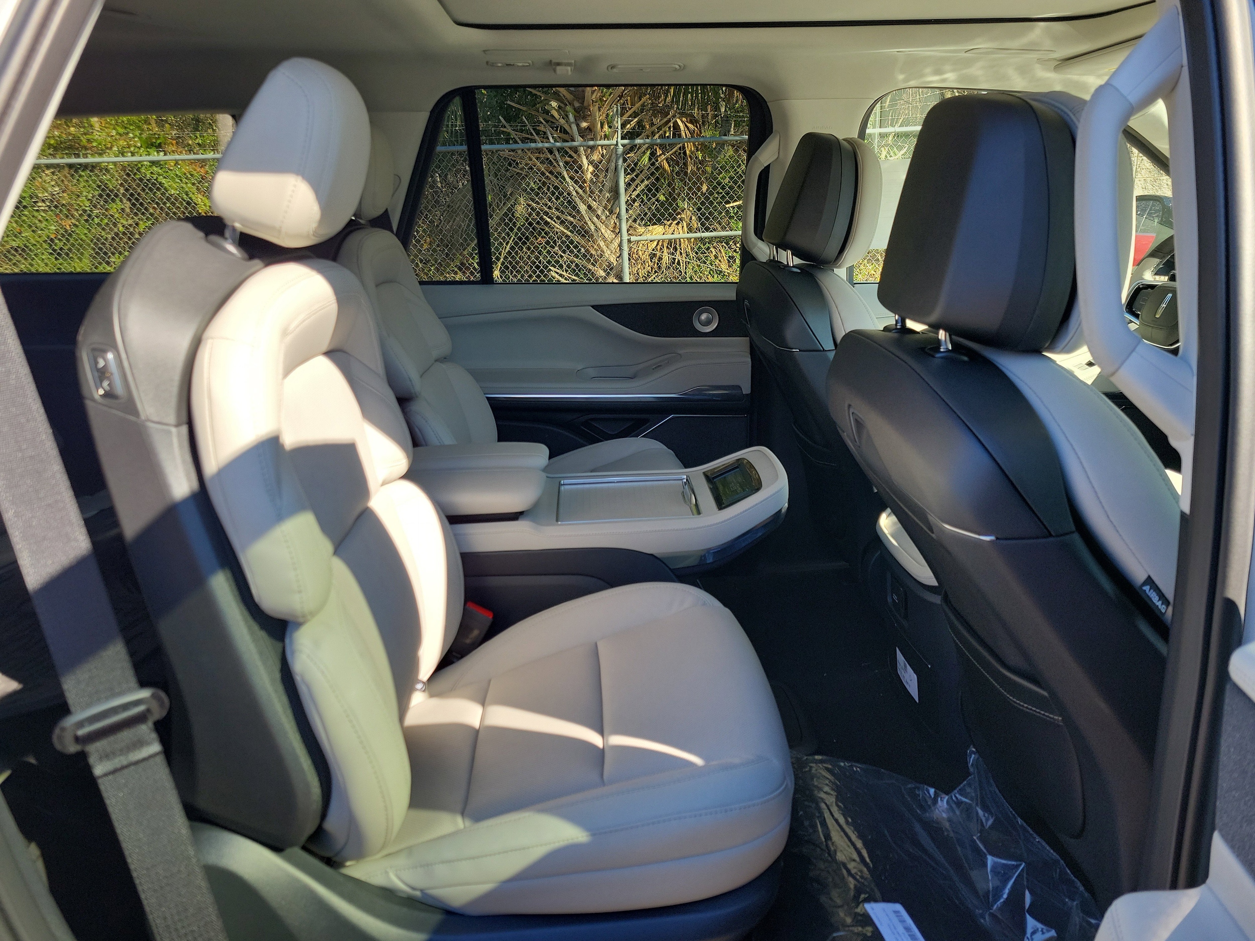 2026 Lincoln Navigator Reserve - Photo 13