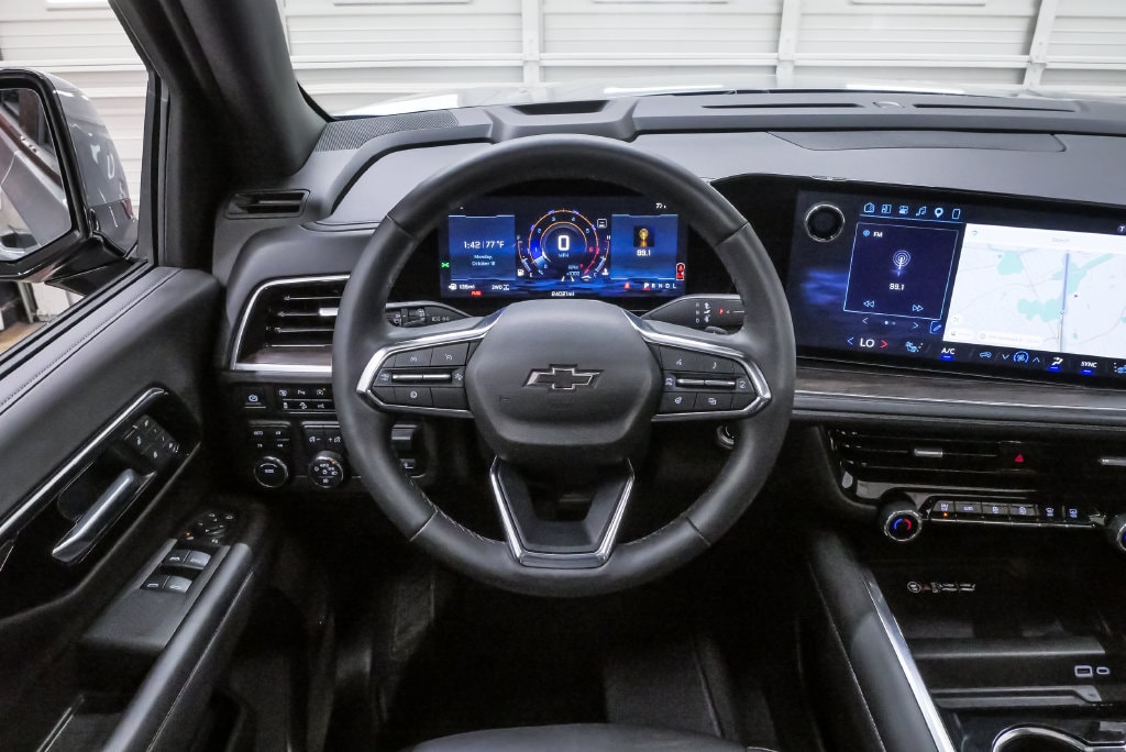 2025 Chevrolet Tahoe Z71 - Photo 21