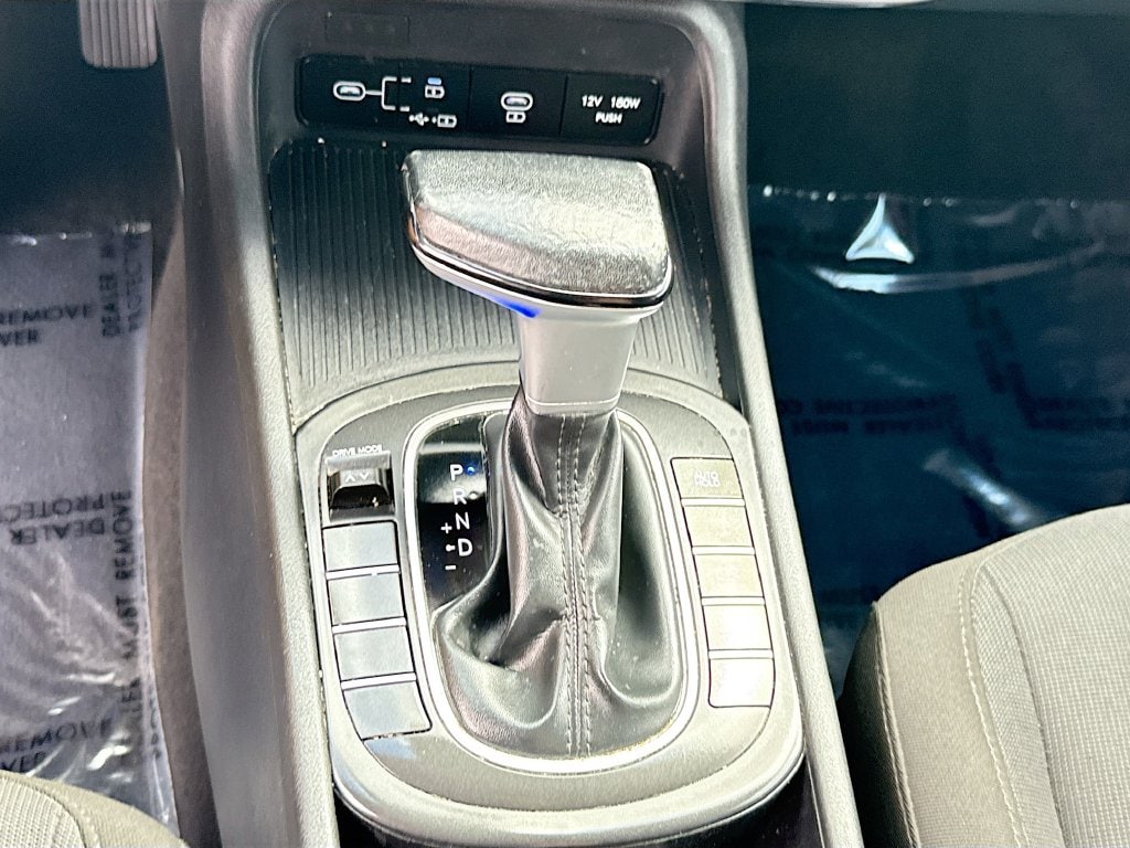 2024 Hyundai Kona SEL - Photo 16