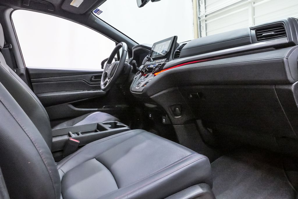 2024 Honda Odyssey SPORT - Photo 14