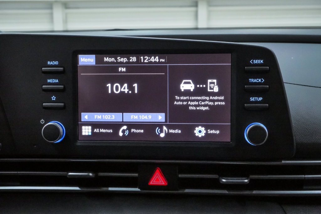 2026 Hyundai Elantra SE - Photo 16