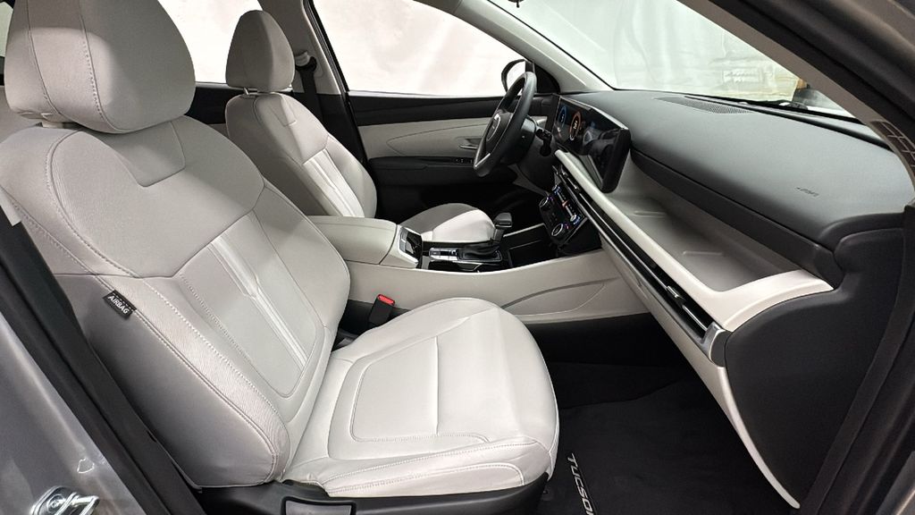 2026 Hyundai Tucson SEL - Photo 13