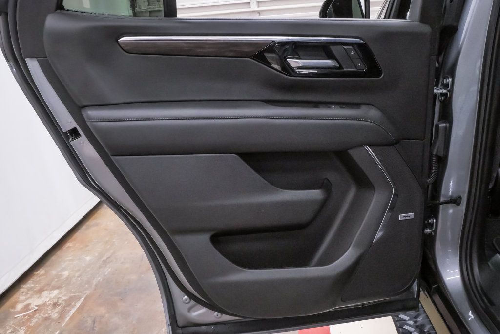 2025 Chevrolet Tahoe Z71 - Photo 28