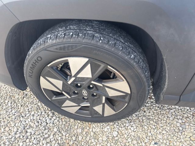 2024 Hyundai Kona SEL - Photo 11