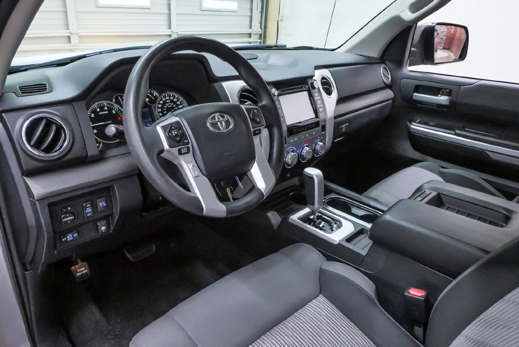 Used 2017 Toyota Tundra SR5 5.7L V8 w/FFV Truck CrewMax