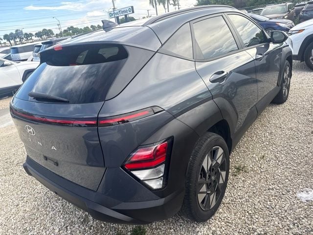2024 Hyundai Kona SEL - Photo 6