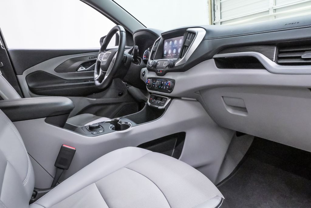 2023 GMC Terrain SLT - Photo 12