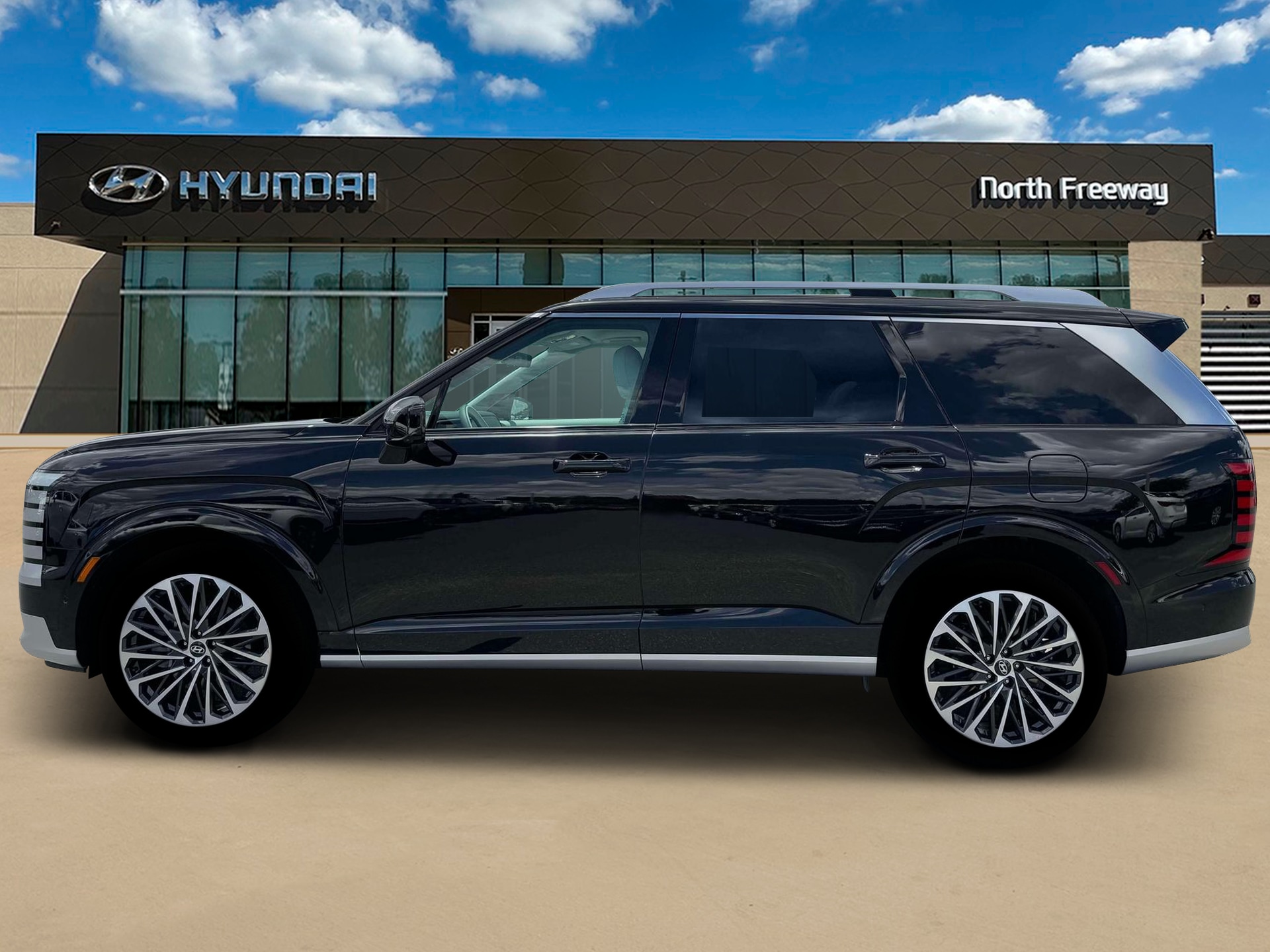 2026 Hyundai Palisade Calligraphy - Photo 3