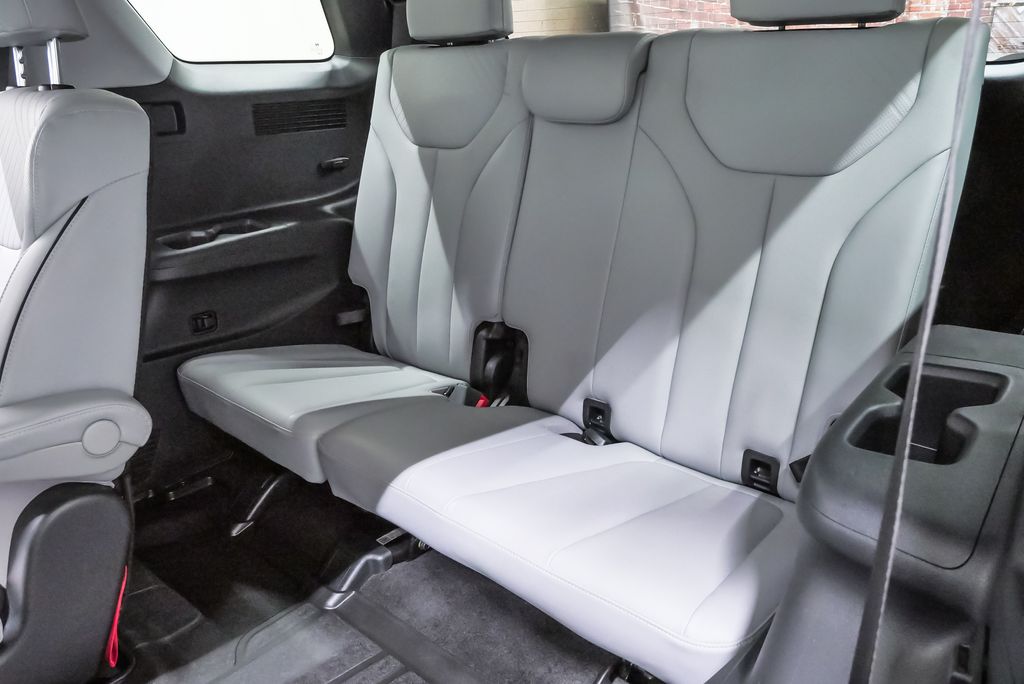 2025 Hyundai Palisade SEL - Photo 11
