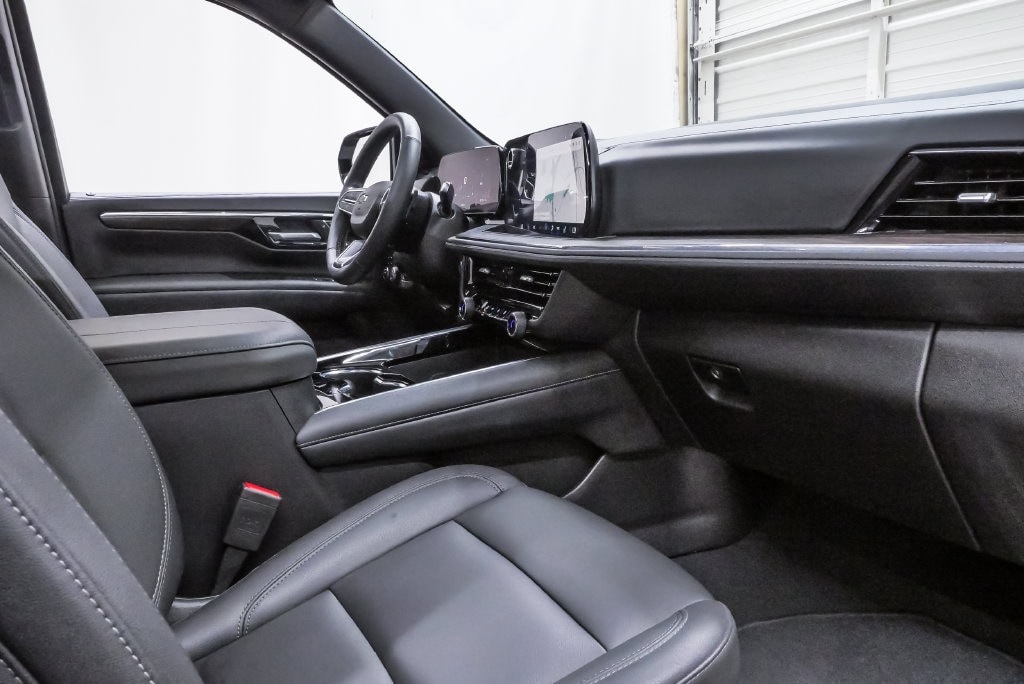 2025 Chevrolet Tahoe Z71 - Photo 14