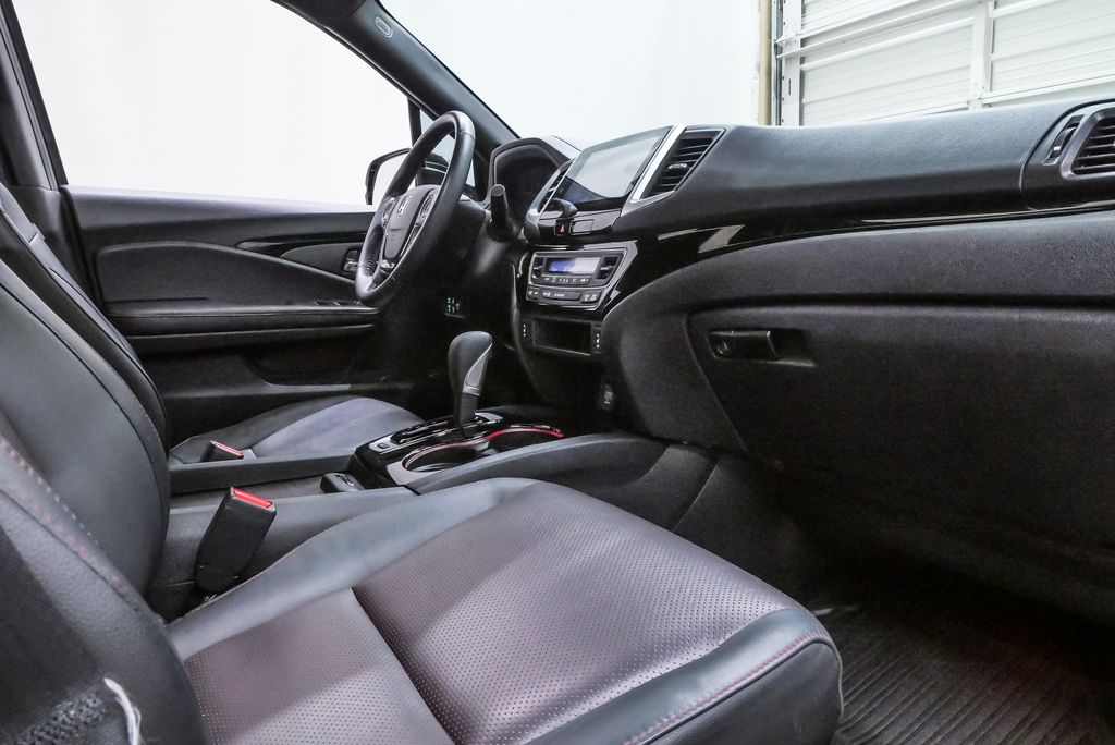 2019 Honda Ridgeline Black Edition - Photo 13