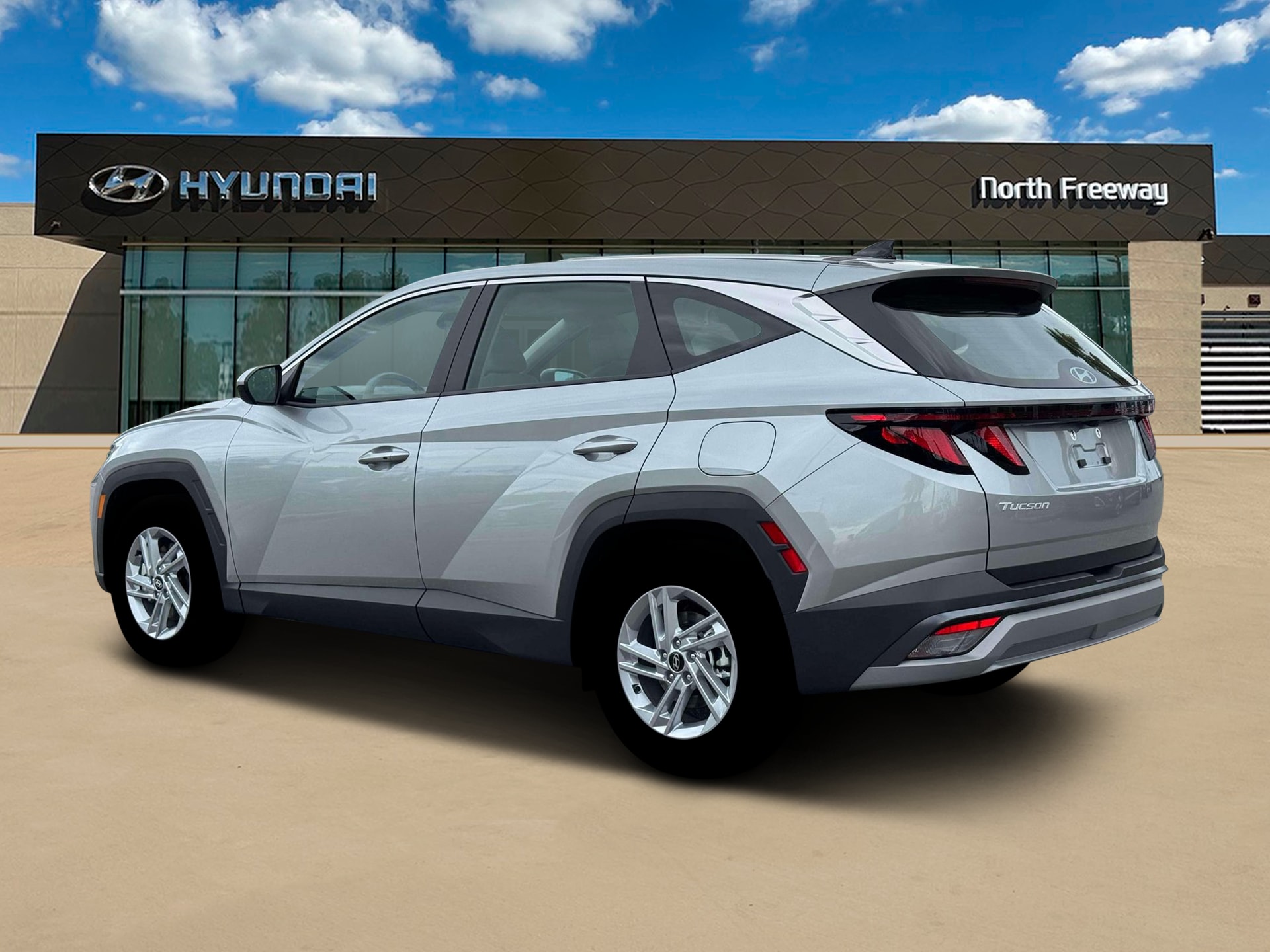 2026 Hyundai Tucson SE - Photo 4