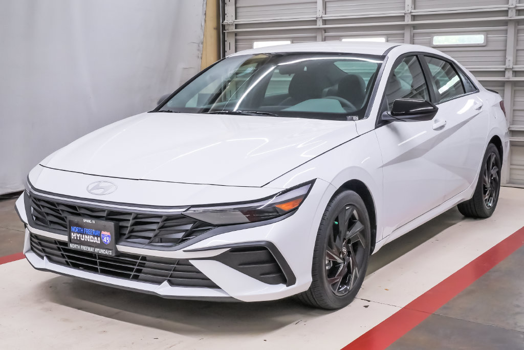 2026 Hyundai Elantra SEL Sport Sedan