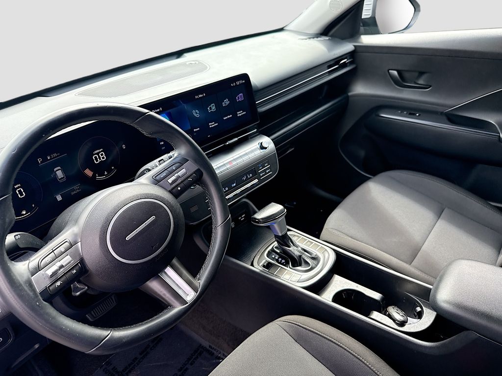 2024 Hyundai Kona SEL - Photo 9