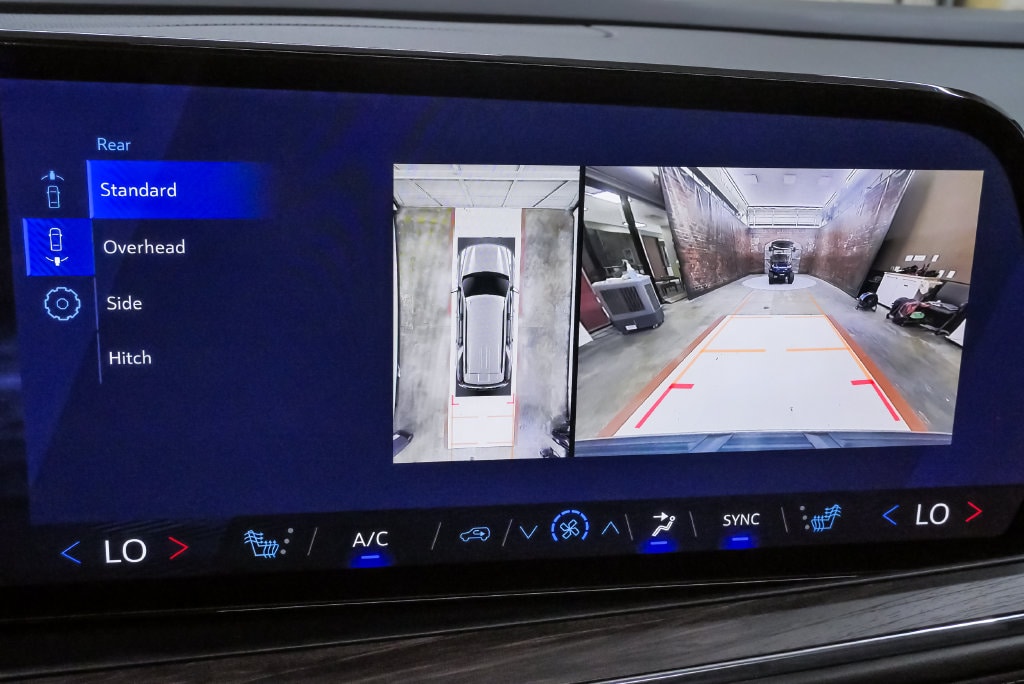 2025 Chevrolet Tahoe Z71 - Photo 25