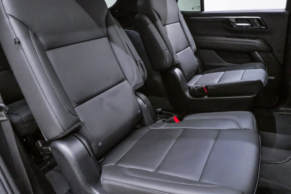 2025 Chevrolet Tahoe Z71 - Photo 13