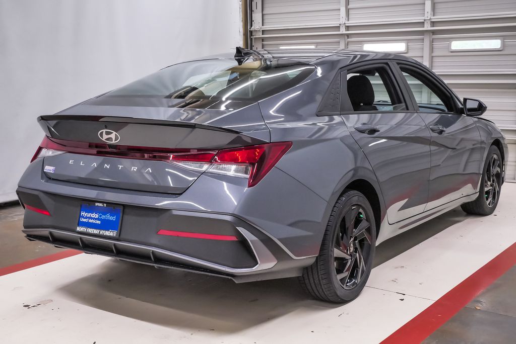 2026 Hyundai Elantra SEL Sport - Photo 6