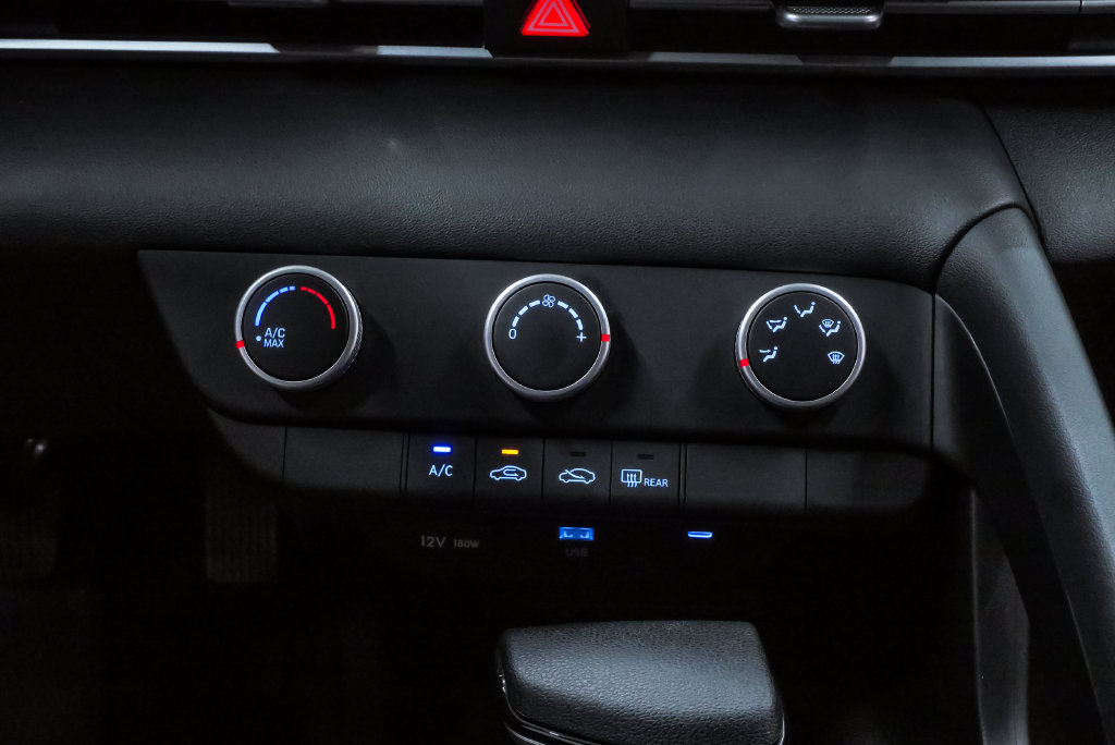 2026 Hyundai Elantra SE - Photo 17