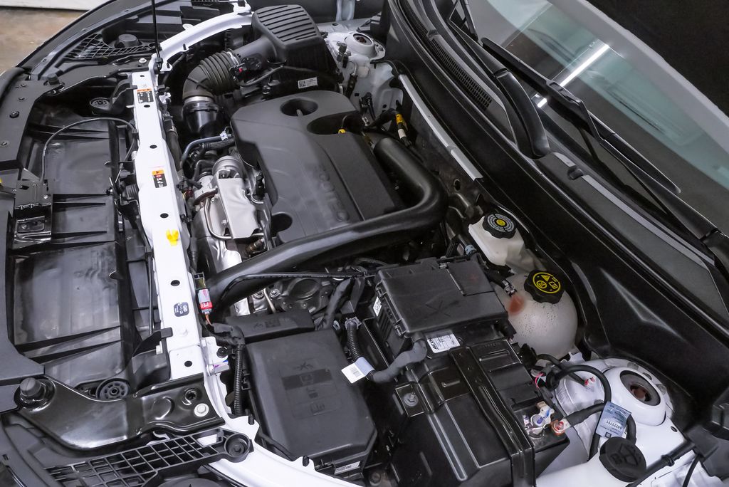 2023 GMC Terrain SLT - Photo 31