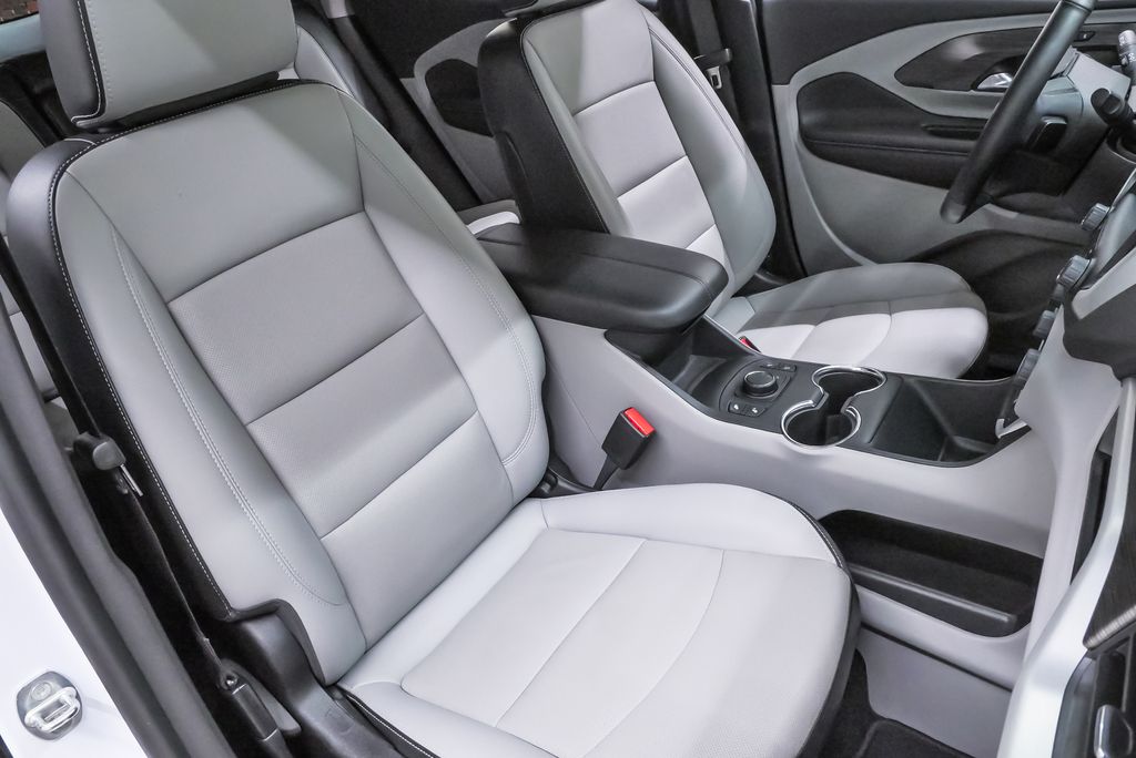 2023 GMC Terrain SLT - Photo 14