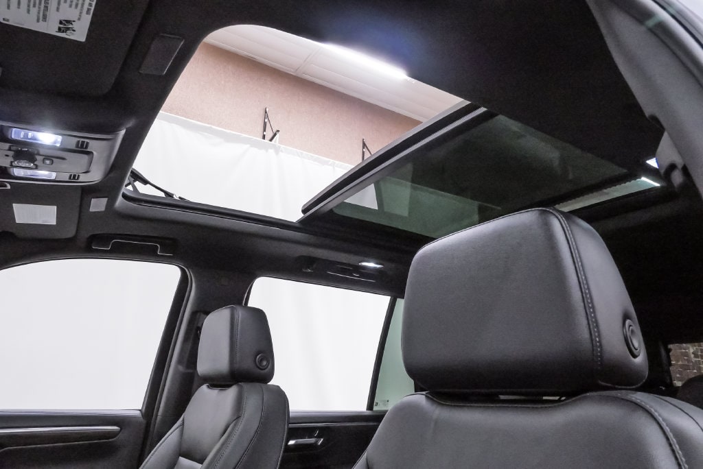 2025 Chevrolet Tahoe Z71 - Photo 10