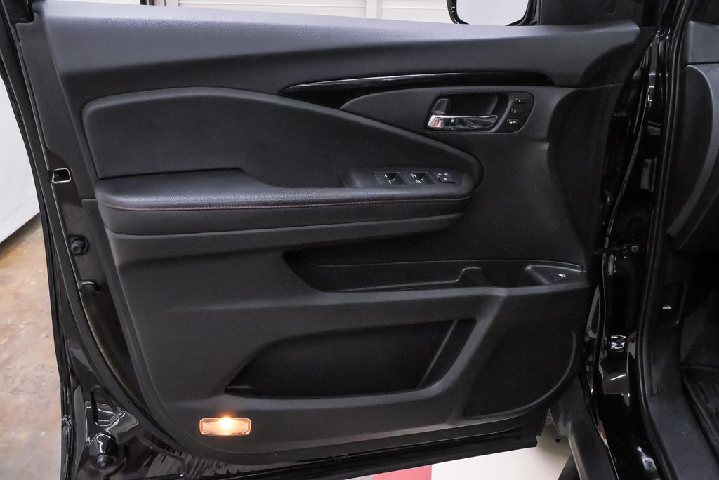 2019 Honda Ridgeline Black Edition - Photo 25