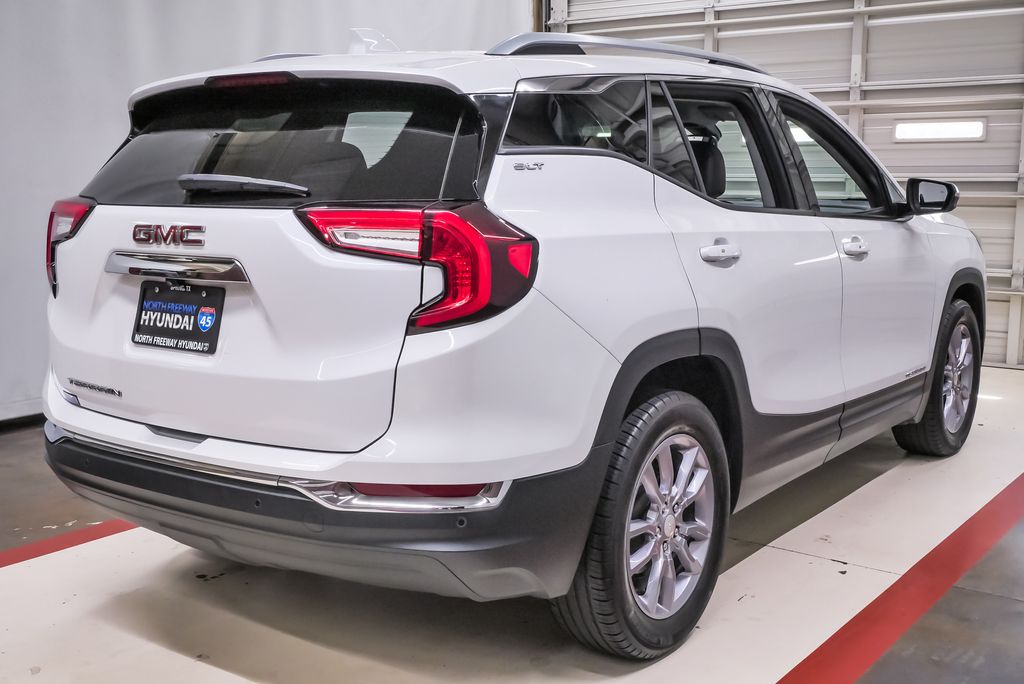 2023 GMC Terrain SLT - Photo 6