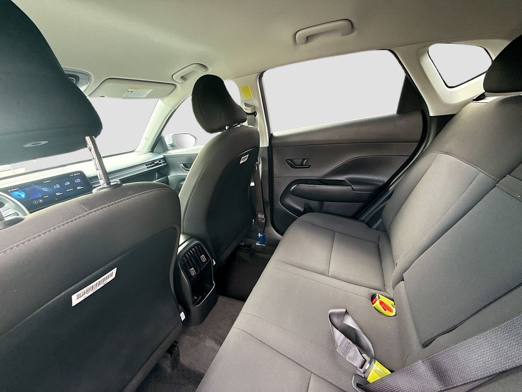 2024 Hyundai Kona SEL - Photo 23