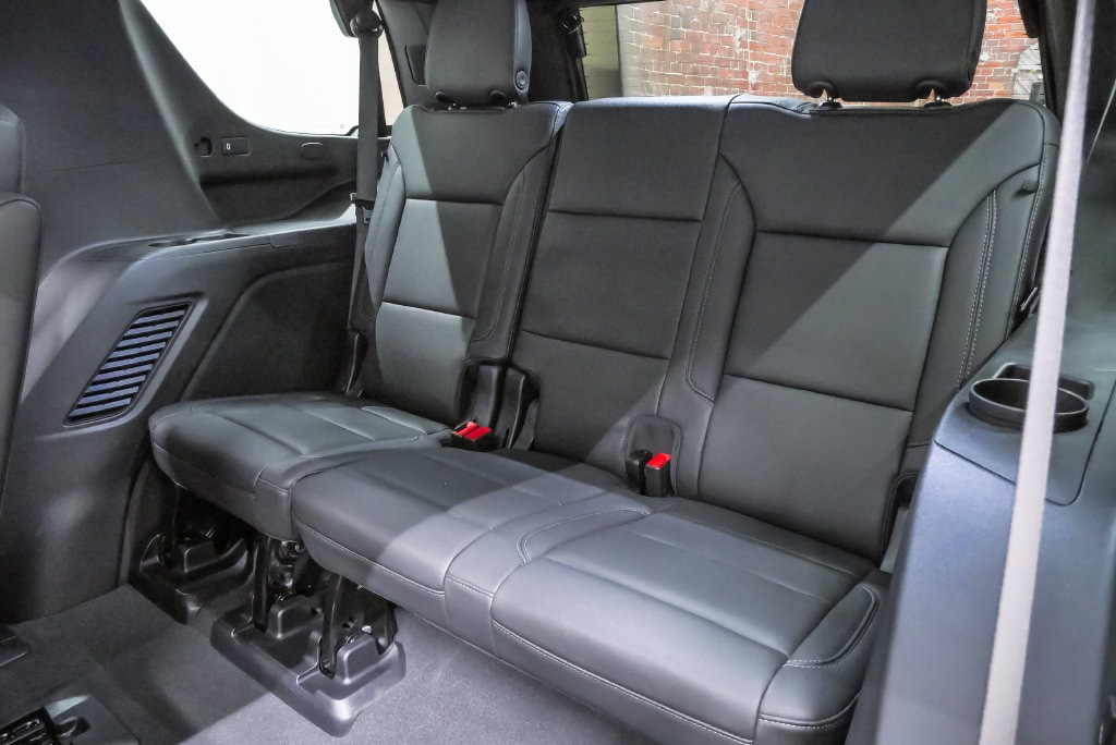 2025 Chevrolet Tahoe Z71 - Photo 12