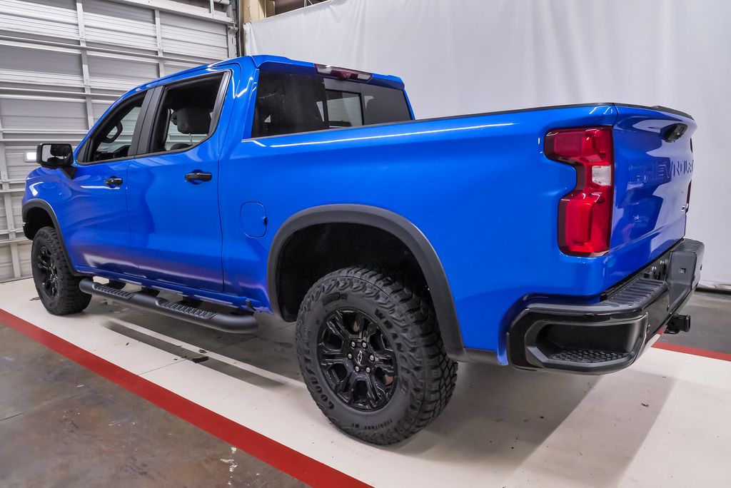 2026 Chevrolet Silverado 1500 ZR2 - Photo 8