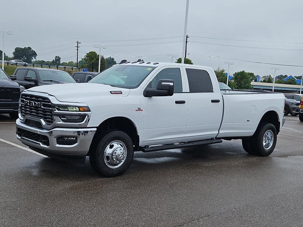 New 2027 Ram 3500 Tradesman 4x4 Crew Cab 8' Box Pickup